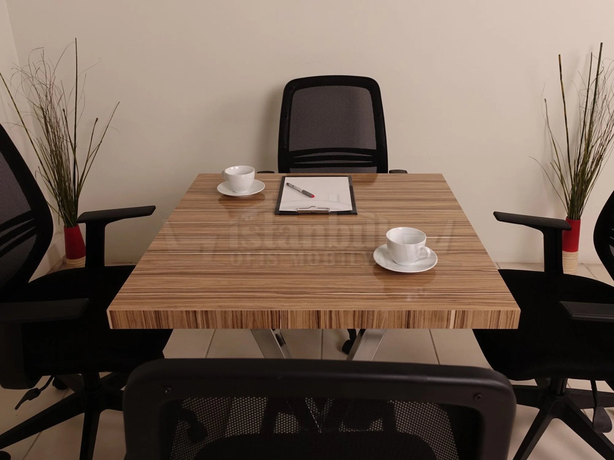 Kare Toplantı Masası Viyana ISTANBUL-TSI
