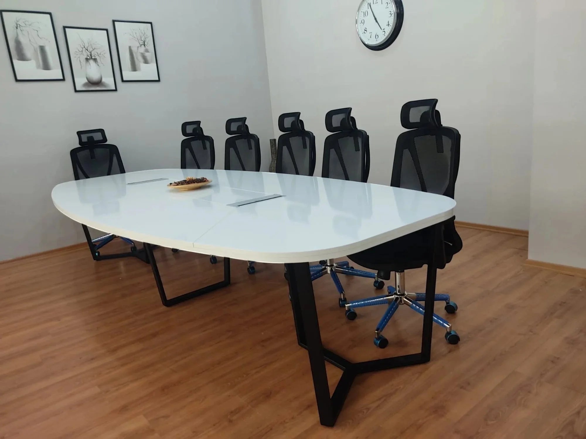Büyük Oval Toplantı Masası Beyaz ISTANBUL