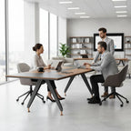 İstanbul Ofis Mobilya Kassel toplantı masası, modern ahşap ve siyah detaylı tasarımıyla şık ofis ortamında.