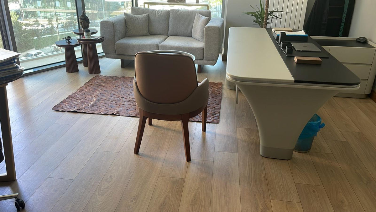 Pera Executive Office Set