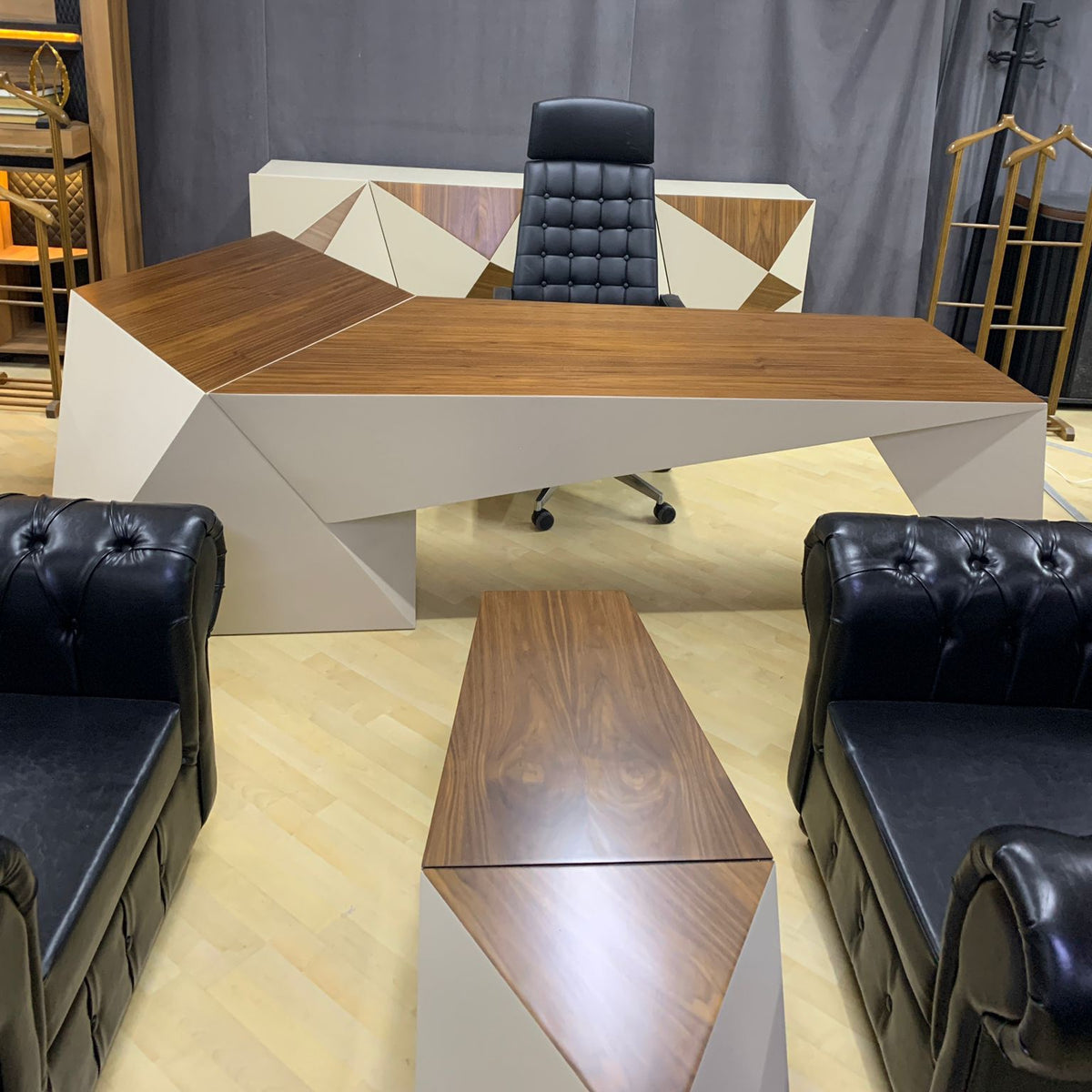 Tiran Executive Office Set